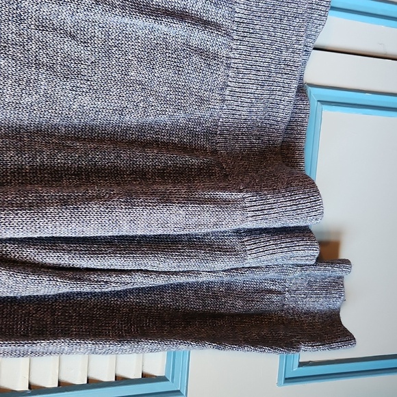 Banana Republic Blue Linen Sweater - Picture 7 of 13
